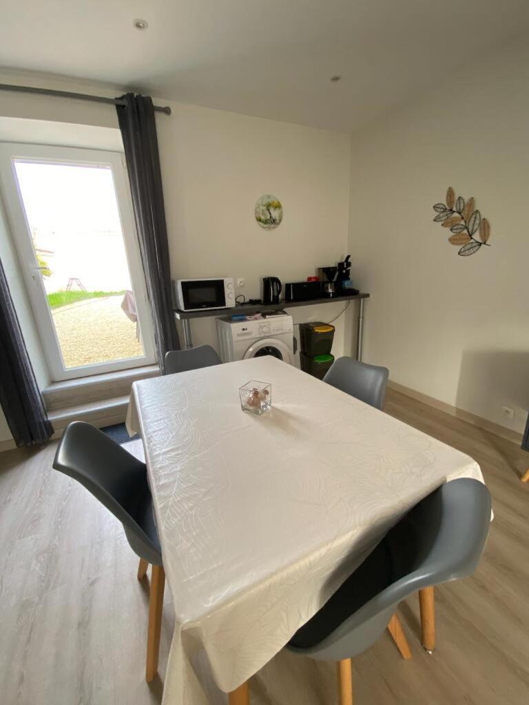 Maison Centre Bourg Villedoux Екстер'єр фото